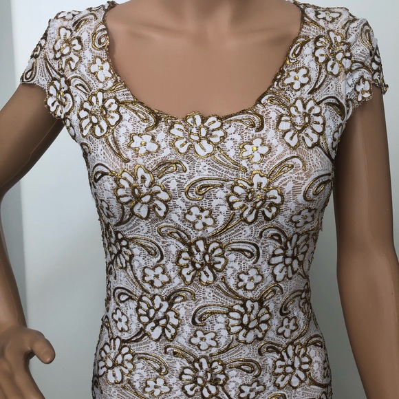 Dress - Picture 2 of 5